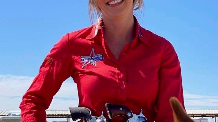 COWGIRLS & Holsters!