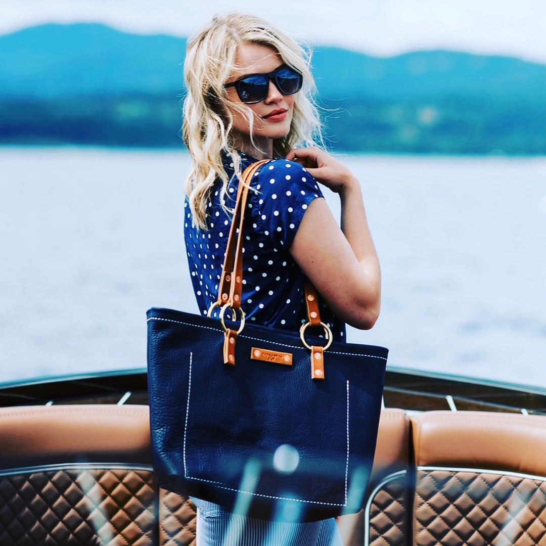 Coeur d 'Alene Blue Leather Tote Bag