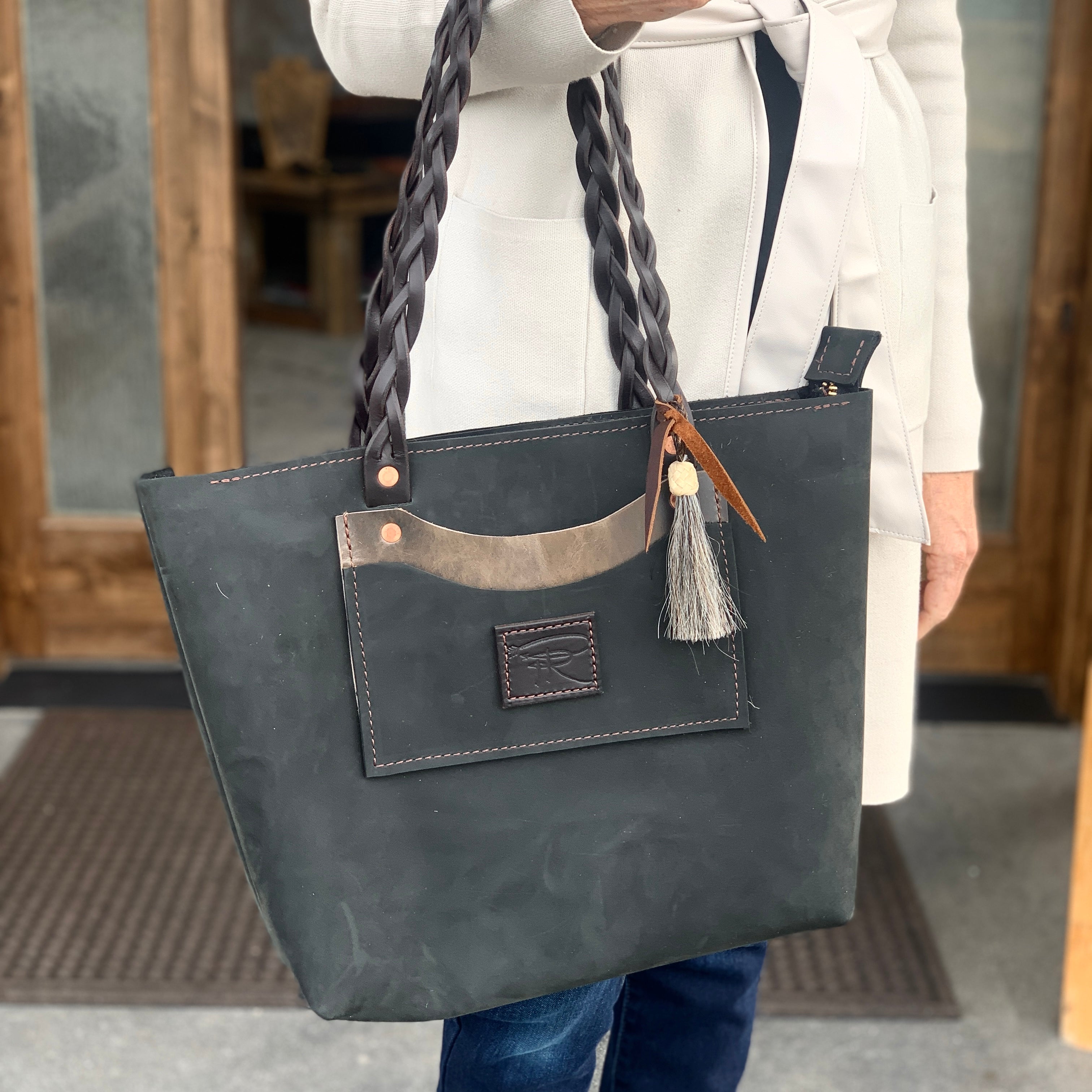 bag handbag black bags travel bags luggage gift shop retail leather maker accessories custom made idaho