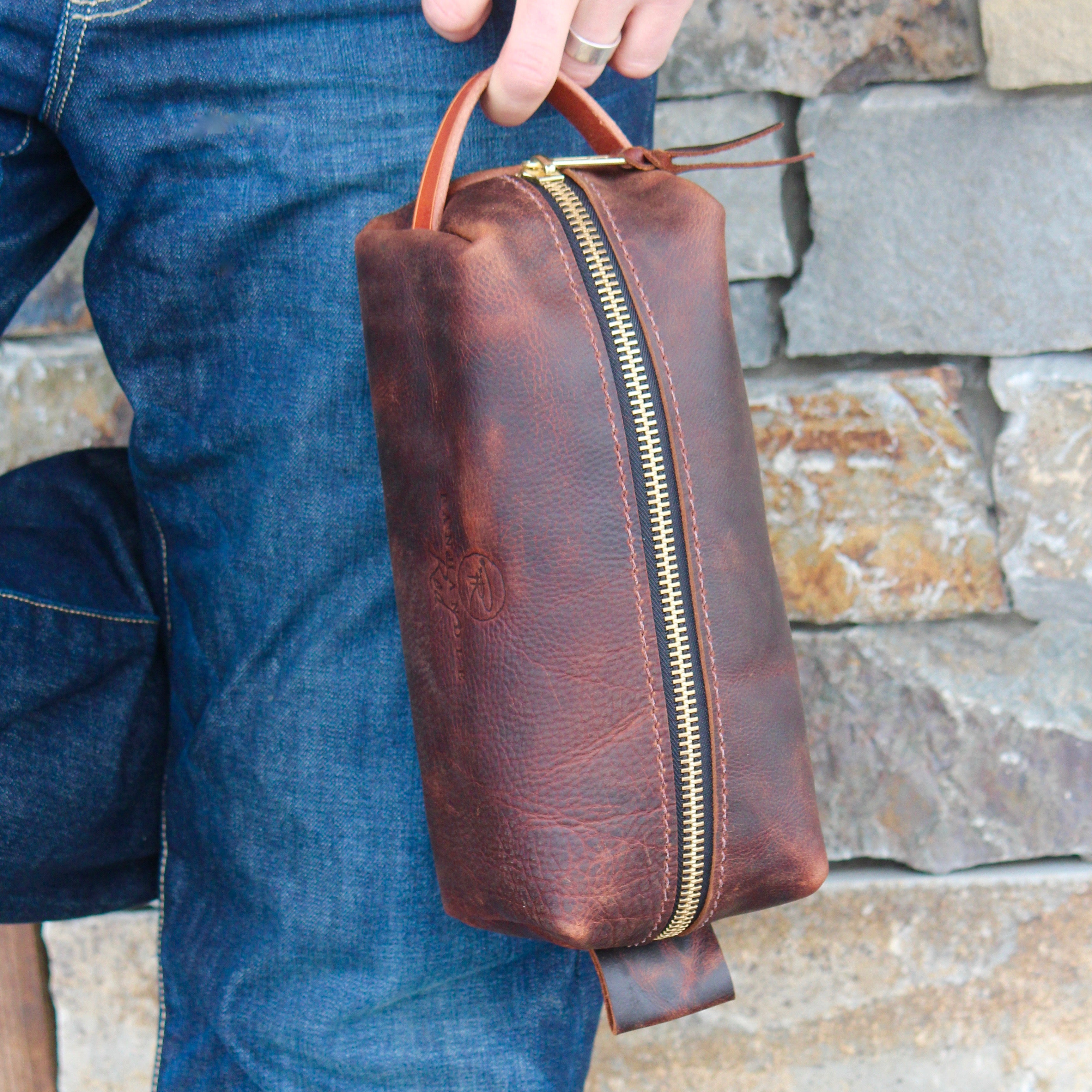 leather shaving kit, leather dopp kit, men's leather shaving kit, men's gifts, birthday gifts, groomsman gifts, panhandle red